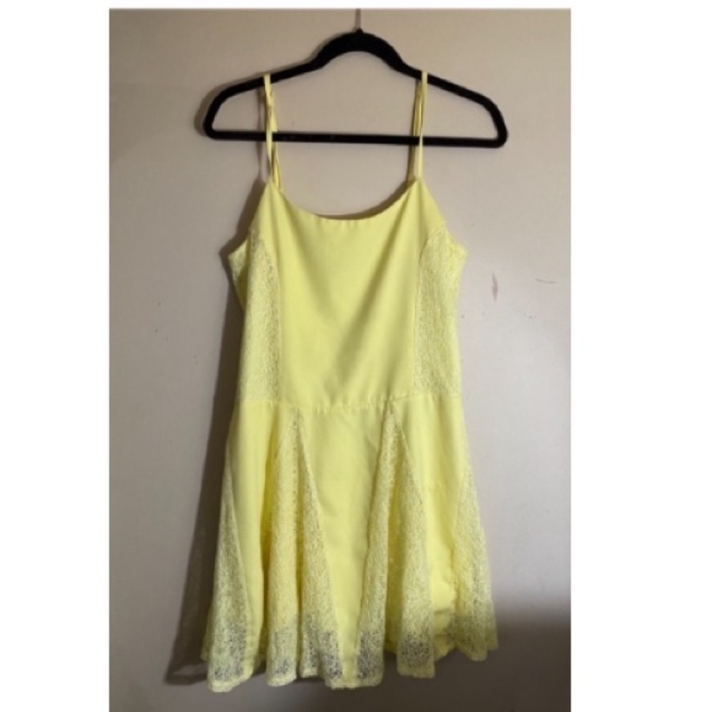 Lace spring dress